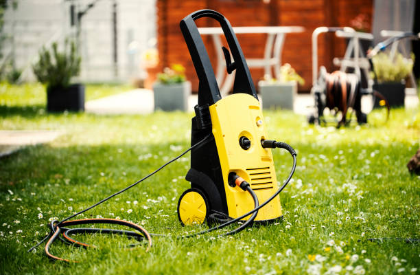 Best Pool Deck Cleaning  in Long Branch, NJ